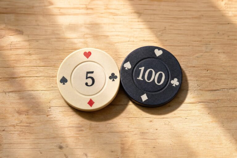 QQPOKER和德州区别在哪？德州扑克规则与平台玩法一文讲清